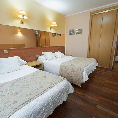 Hotel Regio Torrelavega Zewnętrze zdjęcie