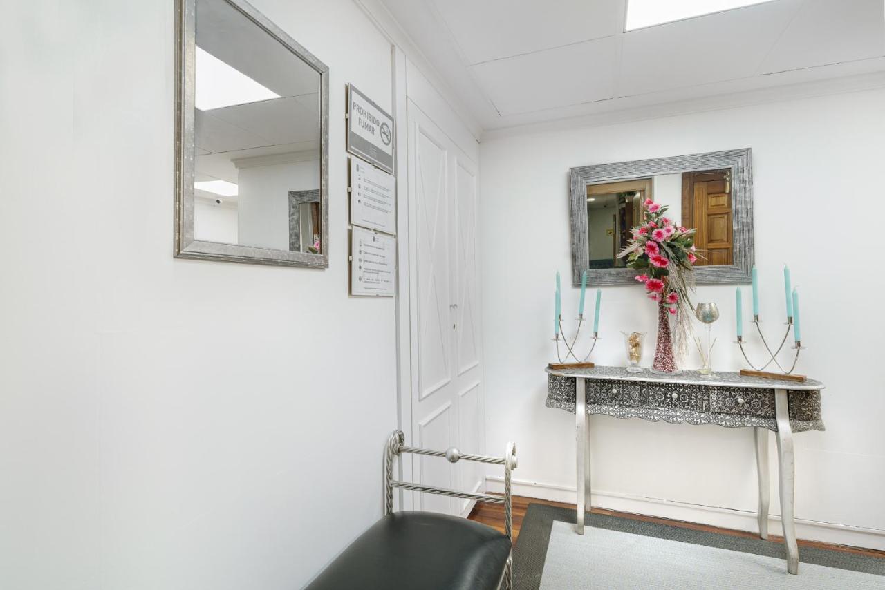 Hotel Regio Torrelavega Zewnętrze zdjęcie