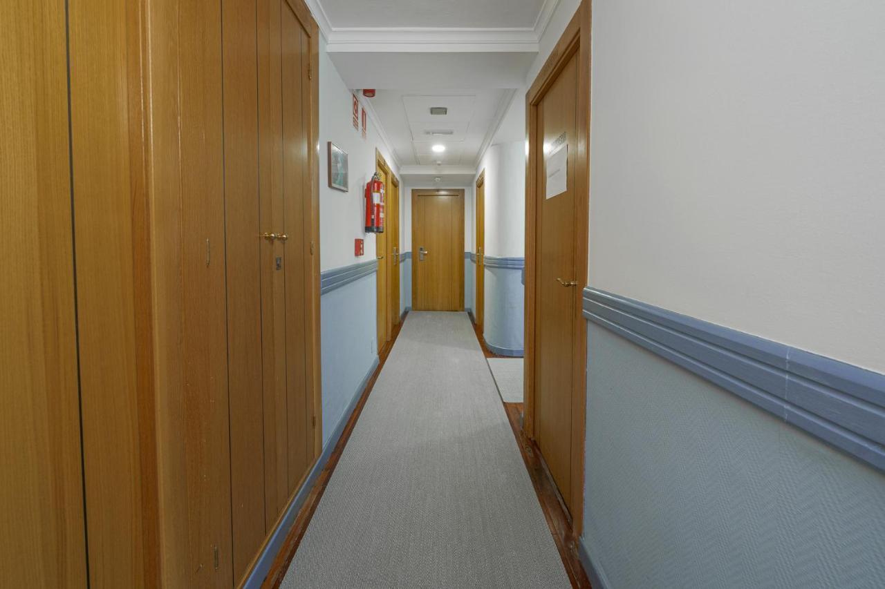 Hotel Regio Torrelavega Zewnętrze zdjęcie